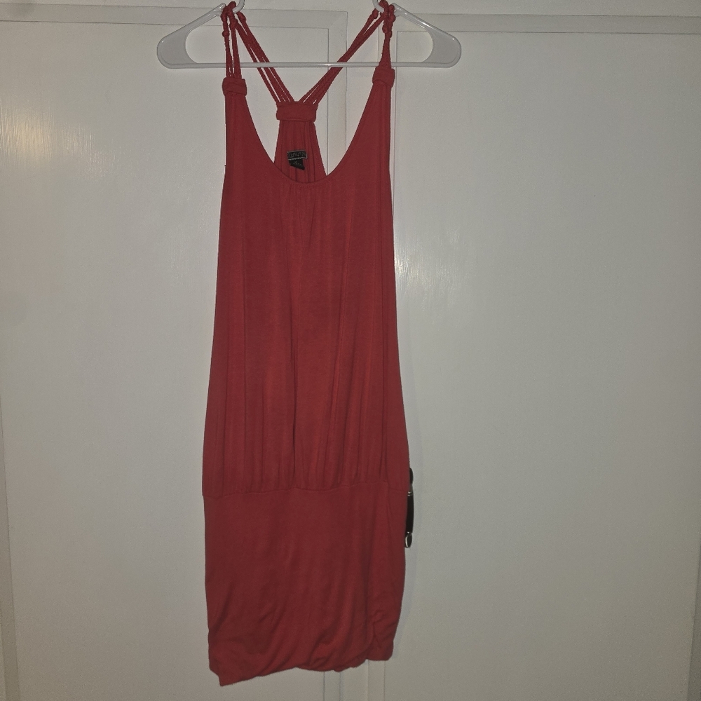 Coral Akualani Dress Size M